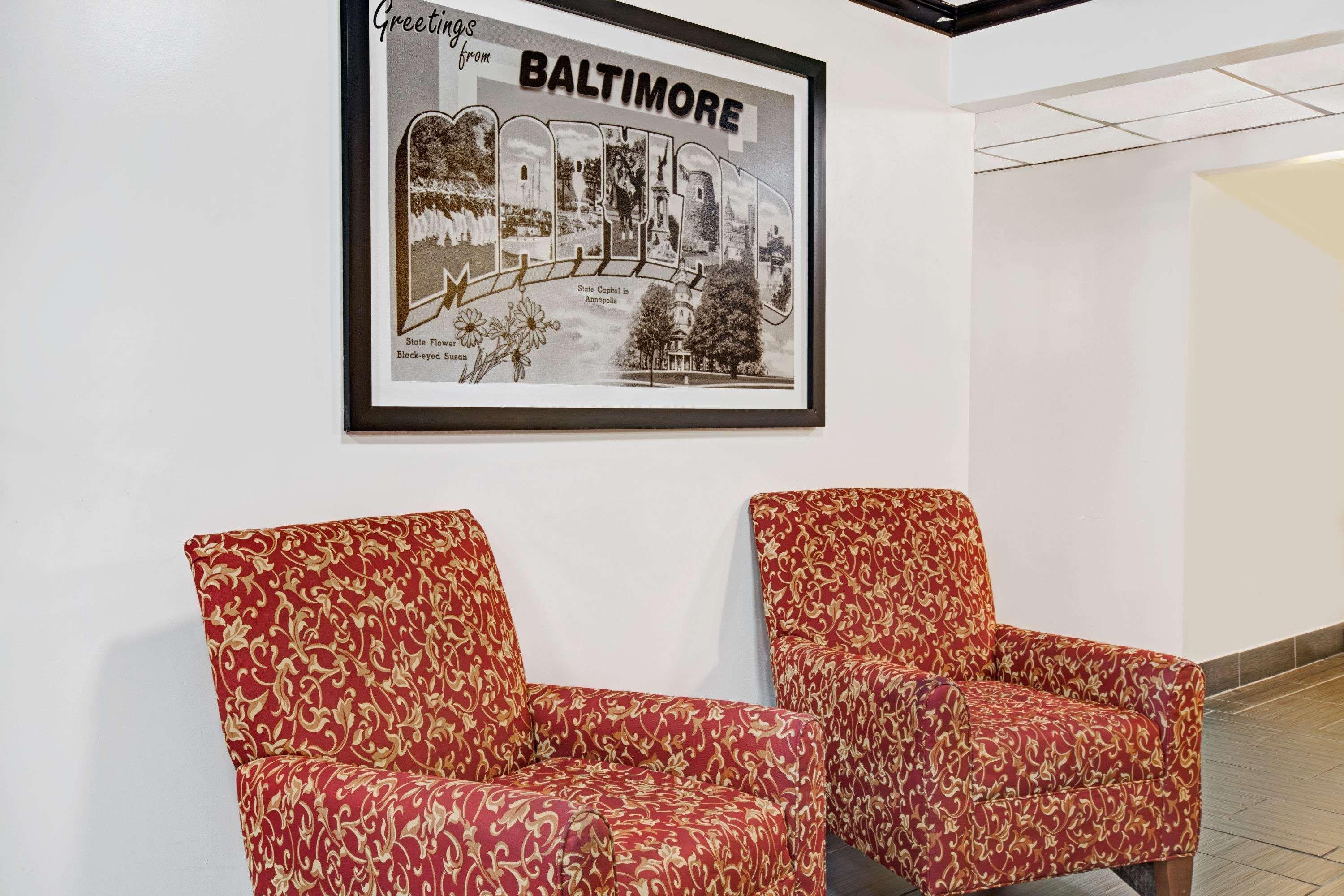 Super 8 By Wyndham Baltimore/Essex Area Екстериор снимка